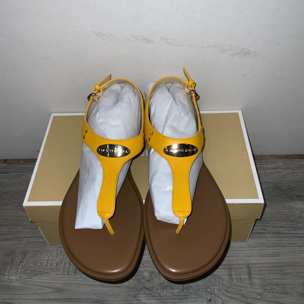 NWT Michael Kors Jasmine Yellow Sandals